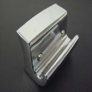 B04131B Chrome Visor Clip