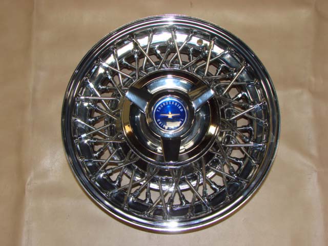 B 1015DBU Wire Wheel with Blue Center 15 Inch Rear Tube Type For 1965-1966 Ford Thunderbird (B1015DBU)