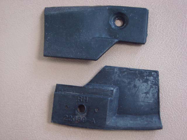 B22332A Vent Window Front To Door Seal , Pair