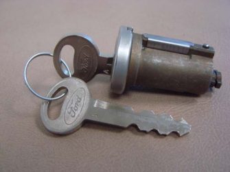B43505D Trunk Lock Cylinder And Key