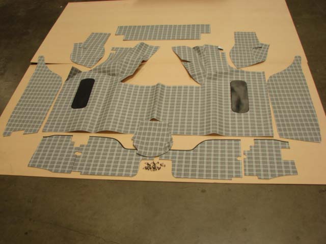 B45456W Trunk Mat Set With Boards