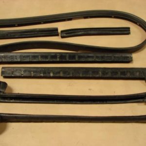B53985B Convertible Roof Side Rail Weatherstrip