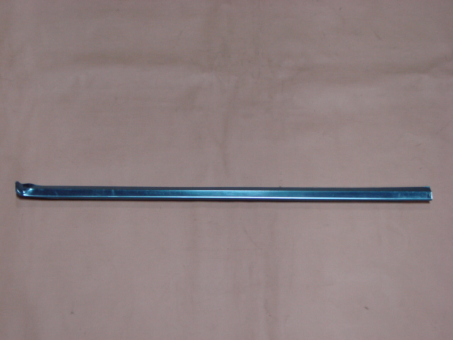 B03136A Outside Windshield Trim