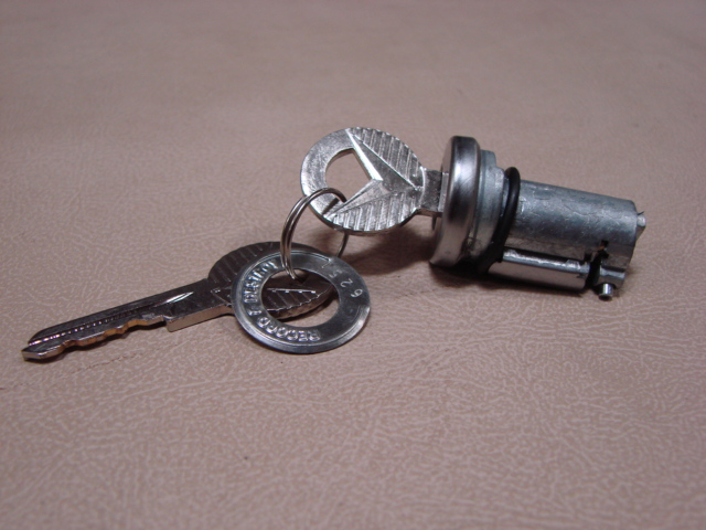 B43505E Trunk Lock Cylinder And Key