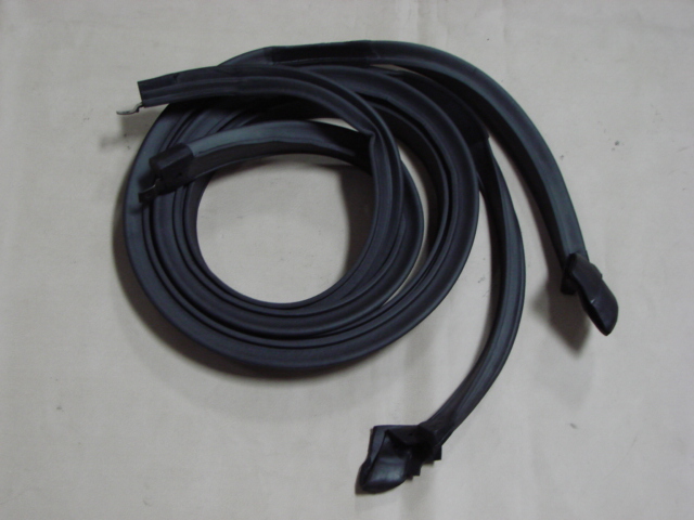 B51222C Roof Side Rail Weatherstrip, Pair