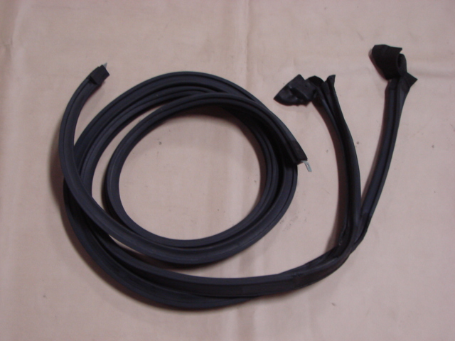 B51222N Roof Rail Weatherstrip, Pair