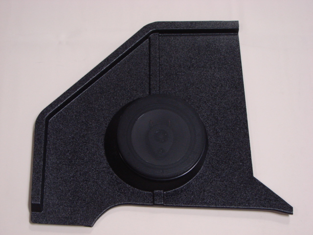 DRD046 Kick Panels With Speaker Cut Out