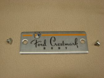 B62186B Seat Emblem, Crestmark