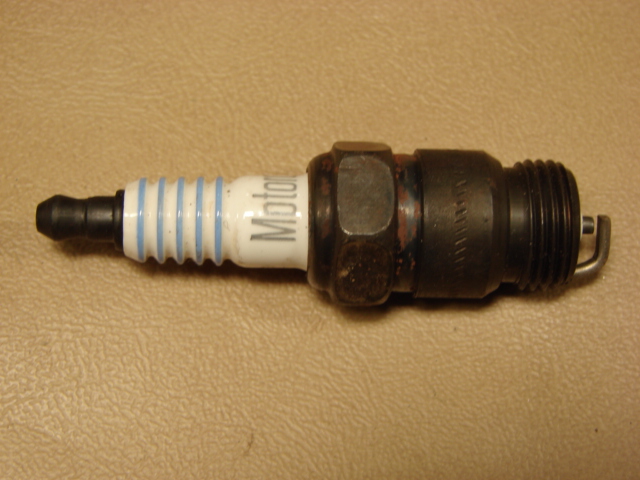 B12405C Spark Plug