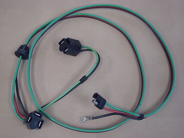 B13076J Headlamp Wire And Socket