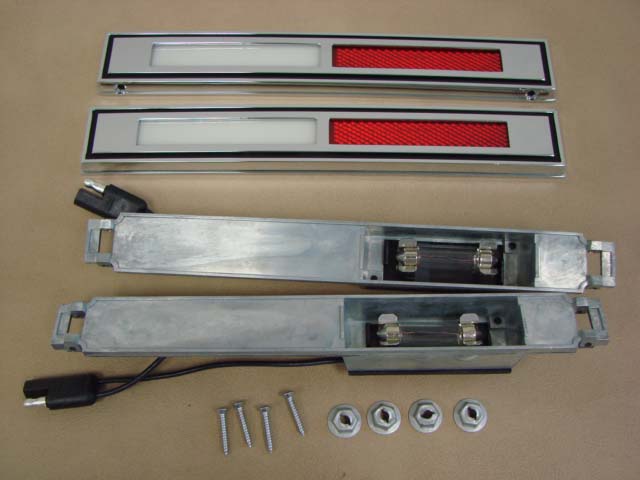 B13786F Door Light Assembly