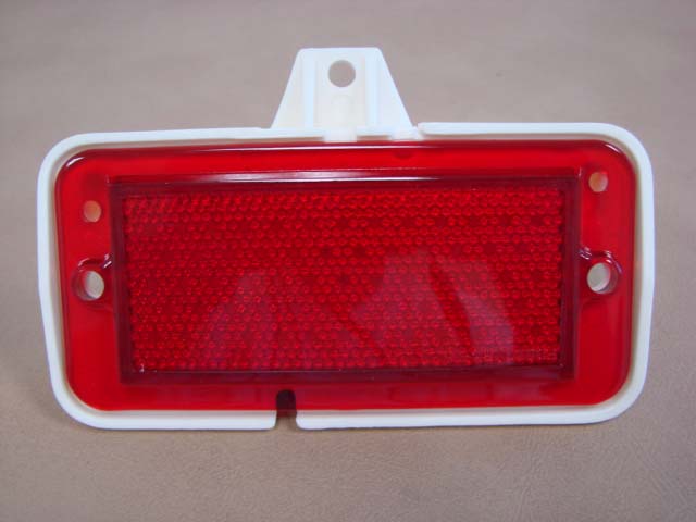 B15201F Quarter Panel Lamp Lens, Red
