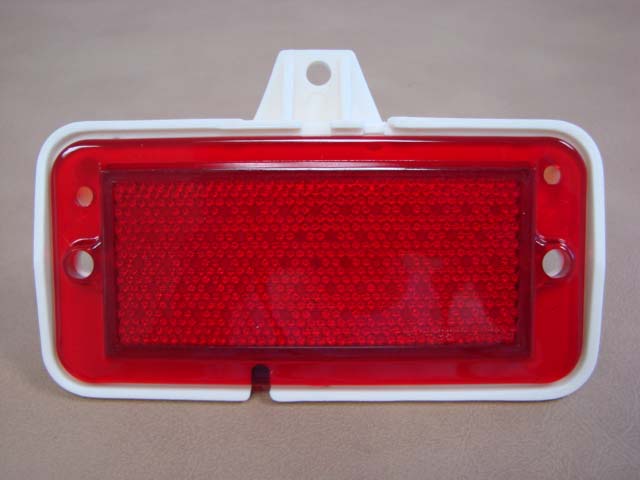 B15201F Quarter Panel Lamp Lens, Red