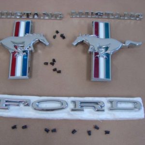 B16099MK Emblem Kit