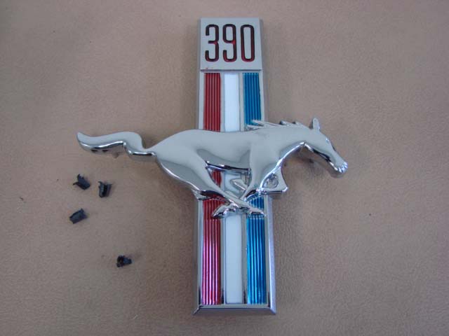 M 16228G Fender Emblem Horse With 390 Right Hand For 1967-1968 Ford Mustang (M16228G)