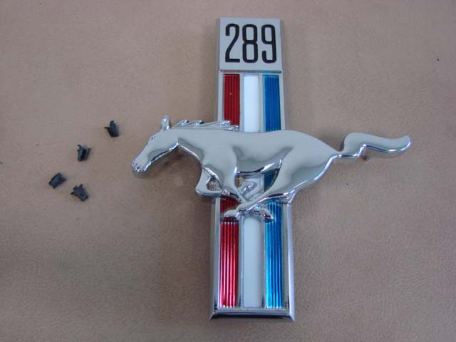 B16229C Fender Emblem Horse, Small Pin