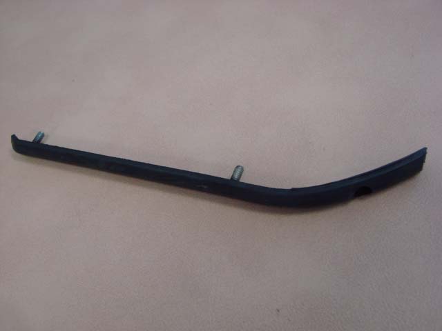 B17830A Rear Bumper Center Rubber Strip