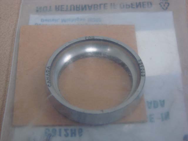 A3552A Steering Gear Worm Bearing Cup