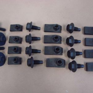 DHK2127 Front Valance Bolts (24 Pieces)