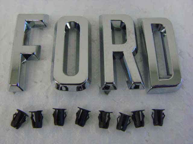P 10176A Rocker Mouldings With Hockey Sticks (Less Clips) For 1957-1958 Ford Passenger Cars (P10176A)