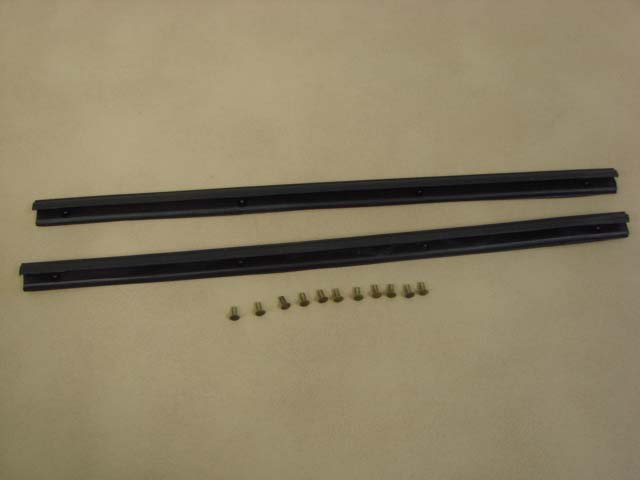 B40350AK Trunk Lid To Body Seal With Clips