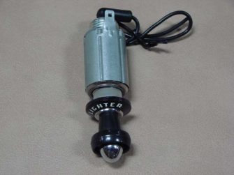 B15052C Lighter With Socket