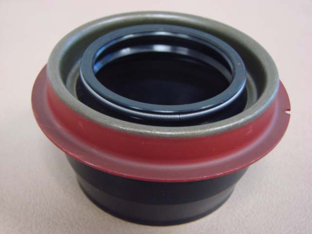T 7052B Yoke Seal (All Except 1956-1957Overdrive) For 1955-1957 Ford Thunderbird (T7052B)