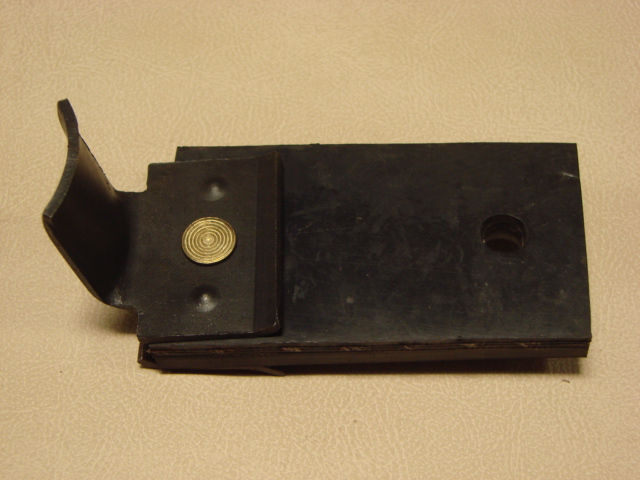 A5260D Tailpipe Hanger Bracket